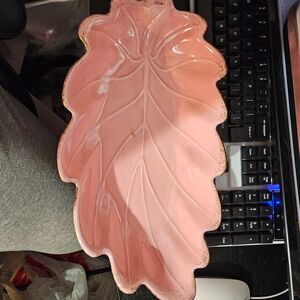 Gilner USA Vintage Pink Ceramic Leaf Decorative Dish‎ Plate Autumn Fall Decor